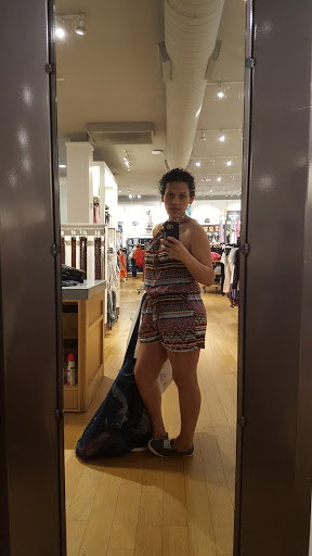 Clothing Store «AEO Factory & Aerie Store», reviews and photos, 256 E Fordham Rd, Bronx, NY 10458, USA