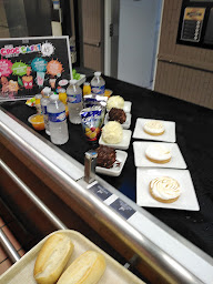 Photo n°27 de Carrefour Cafétéria à Courrières ()