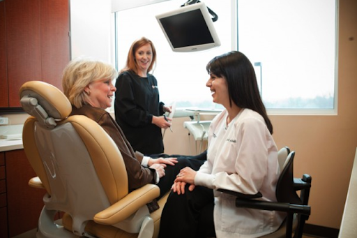 Dentist Â«Lanier Family & Cosmetic DentistryÂ», reviews and photos