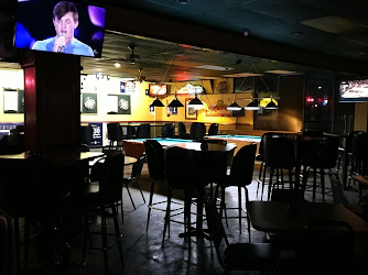 Mac's Tavern & Grill - Karaoke Bar