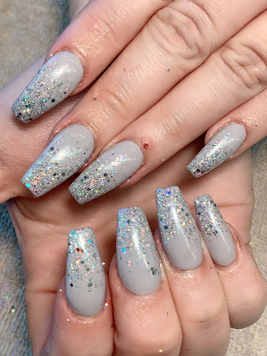 Comments and reviews of Uk Nails Swansea