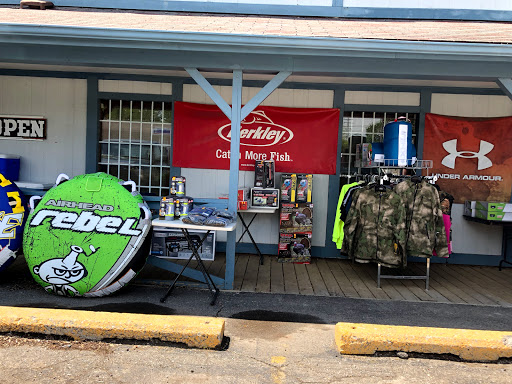 Hunting and Fishing Store «FISHING TACKLE GRAB BAG», reviews and photos, 5521 N State Rd, Davison, MI 48423, USA