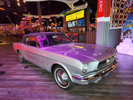 Shopping Mall «Westfield Santa Anita», reviews and photos, 400 S Baldwin Ave, Arcadia, CA 91007, USA