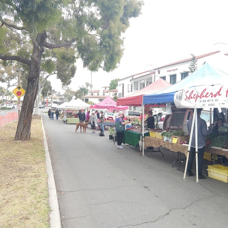 Santa Barbara Farmers Market // Friday