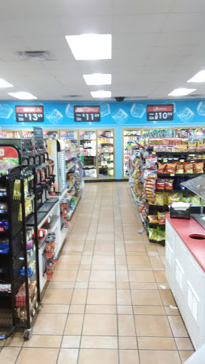 Convenience Store «Stripes», reviews and photos, 901 Bessemer Ave, Llano, TX 78643, USA