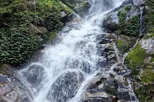 Huai Kaeo Waterfall image