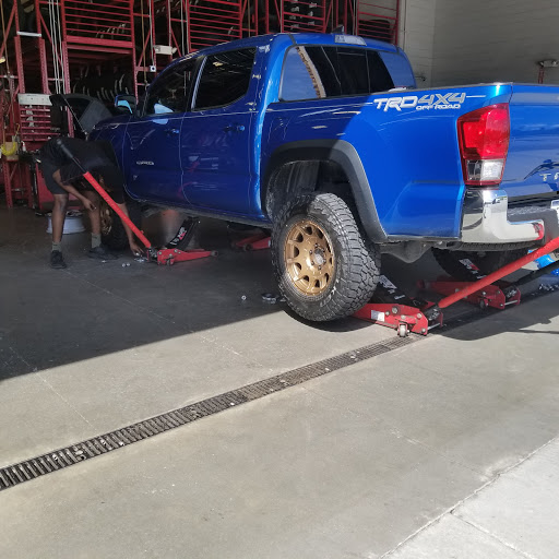 Tire Shop «Discount Tire Store - Florence, SC», reviews and photos, 102 Woody Jones Blvd, Florence, SC 29501, USA