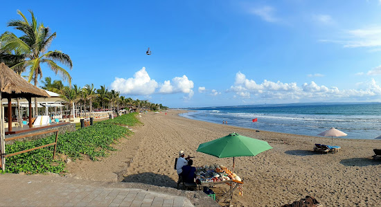 Petitenget Beach