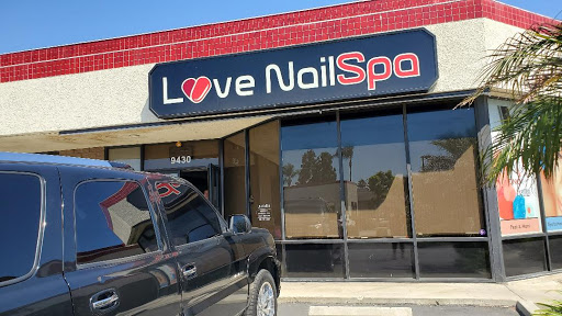 LOVE NAILSPA