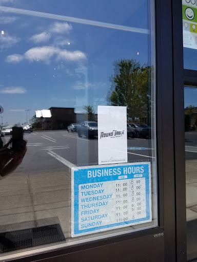Pizza Restaurant «Round Table Pizza», reviews and photos, 34410 16th Ave S, Federal Way, WA 98003, USA
