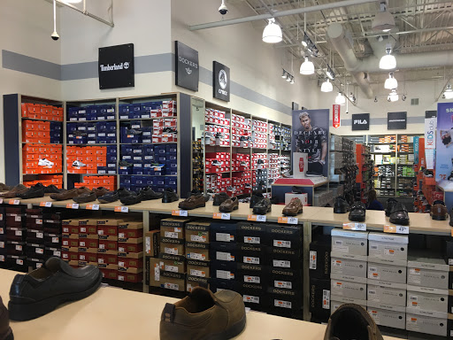 Shoe Store «Rack Room Shoes», reviews and photos, 10984 Parkside Dr, Knoxville, TN 37934, USA