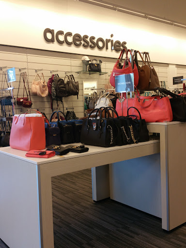 Department Store «Nordstrom Rack Lake Brandon Plaza», reviews and photos, 11201 Causeway Blvd, Brandon, FL 33511, USA