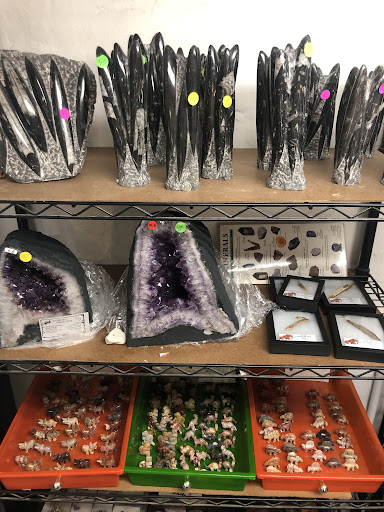 Gift Shop «Stone Hut Fossil Shop», reviews and photos, 1184 FM 205, Glen Rose, TX 76043, USA