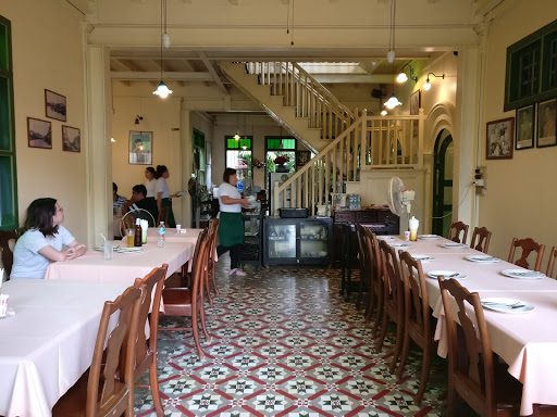 Raya Restaurant