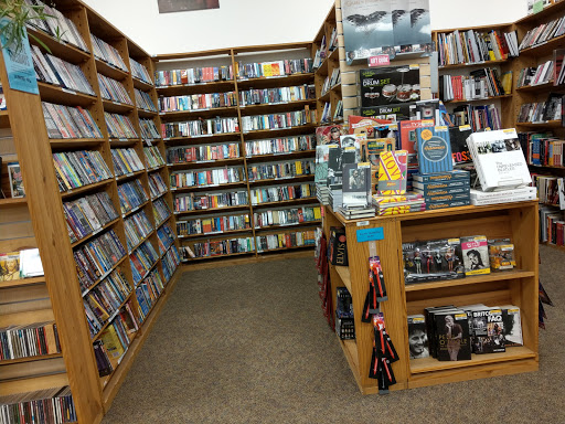 Book Store «Half Price Books», reviews and photos, 8211 Arbor Square Dr, Mason, OH 45040, USA