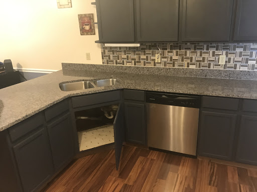 Granite Supplier «Flintstones Kitchen Cabinets & Countertops», reviews and photos, 2370 Capital Cir NE, Tallahassee, FL 32308, USA