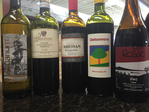 Liquor Store «The Jug Shop», reviews and photos, 1590 Pacific Ave, San Francisco, CA 94109, USA