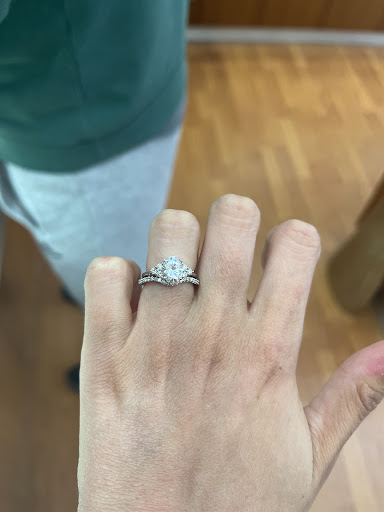 Jeweler «LLG Jewelers», reviews and photos, 189 Cambridge St, Burlington, MA 01803, USA