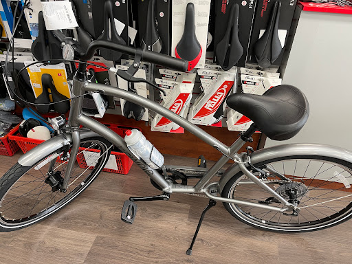 Bicycle Store «City Bikes Aventura», reviews and photos, 20335 Biscayne Blvd, Aventura, FL 33180, USA