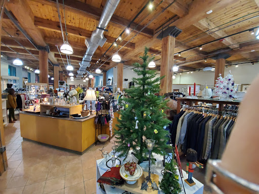 Thrift Store «Retique Store», reviews and photos, 190 N Broadway, Milwaukee, WI 53202, USA