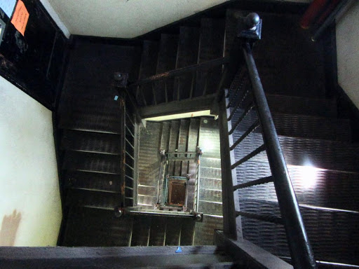 Thrift Store «The Salvation Army», reviews and photos