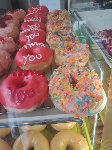 Donut Shop «AM Donut & Yogurt», reviews and photos, 305 Huntington Dr, Monrovia, CA 91016, USA