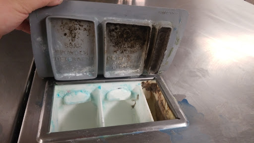 Laundromat «Kwik Klean Laundromat», reviews and photos, 865 E Main St, Ephrata, PA 17522, USA