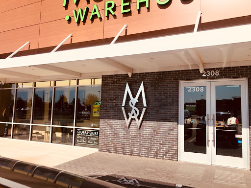 Shoe Store «MetroShoe Warehouse», reviews and photos, 2308 24th Ave NW, Norman, OK 73069, USA