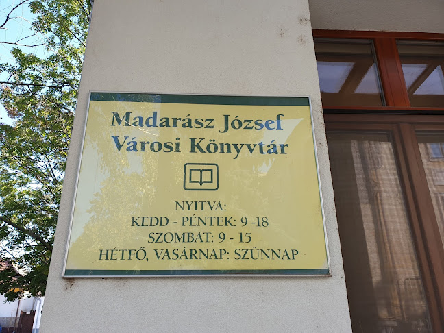 Sárbogárdi Madarász József Városi Könyvtár - Könyvtár