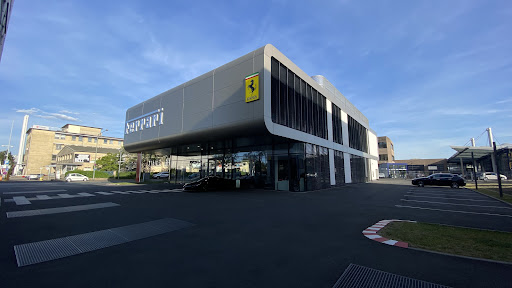 Autohaus Ulrich GmbH - Offizieller Ferrari Vertragspartner