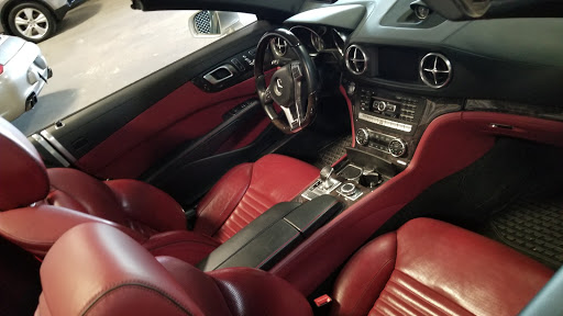 Car Dealer «Platinum Motor Cars», reviews and photos, 1500 Paddock Dr, Northbrook, IL 60062, USA