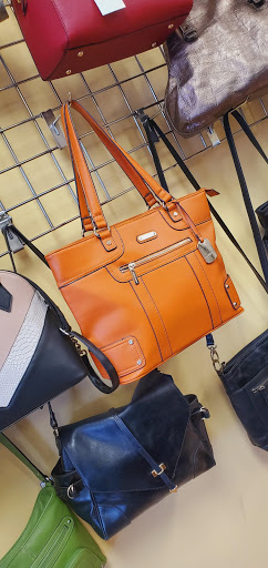 Clothing Store «Passion For Fashion», reviews and photos, 12767 Chillicothe Rd, Chesterland, OH 44026, USA