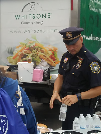 Gift Shop «Edible Arrangements», reviews and photos, 204 Main St, New Britain, CT 06051, USA