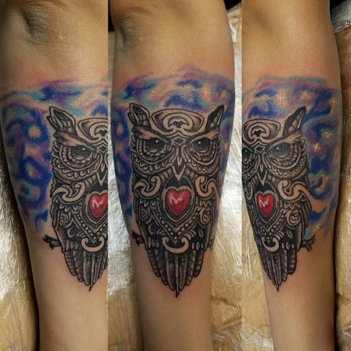 Tattoo Shop «Illustrator Tattoos», reviews and photos, 38505 Chestnut Ridge Rd, Elyria, OH 44035, USA