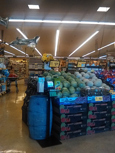 Shopping Mall «Sunset Shopping Center», reviews and photos, 5270 SW Philomath Blvd, Corvallis, OR 97333, USA