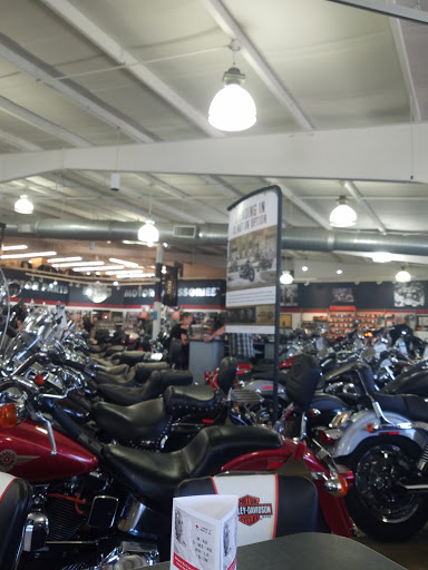 Harley-Davidson Dealer «Signature Harley-Davidson», reviews and photos, 1176 Professional Dr, Perrysburg, OH 43551, USA