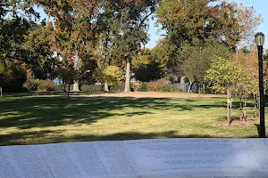 The Olde Towne of Flushing Burial Ground image