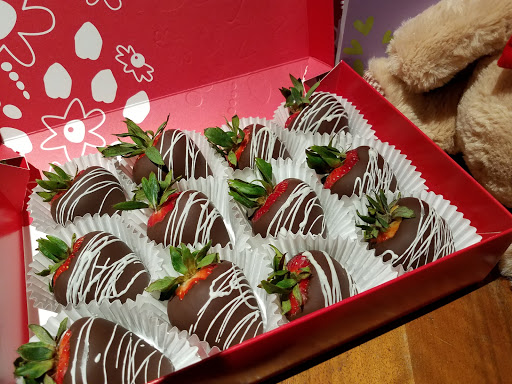 Gift Shop «Edible Arrangements», reviews and photos, 6617 E Mill Plain Blvd, Vancouver, WA 98661, USA