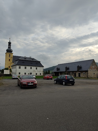 Kostel Adolfovice - Kostel