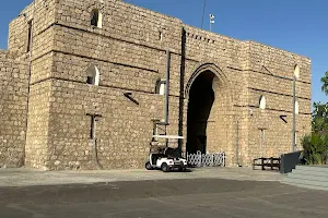 Jeddah Old Gate image