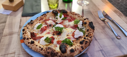 Ristorante Sud - Pizzeria Napoletana in Riva del Garda, Provincia Autonoma di Trento