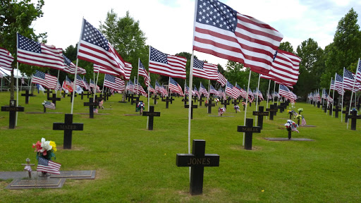 Memorial Park «Byrd F Robert Sunset Memorial Park Funeral Home & Crematory LLC», reviews and photos, 1700 Barrington Rd, Midland City, AL 36350, USA