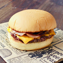 Hamburger du Restaurant de hamburgers BABY BURGER à Clichy - n°13