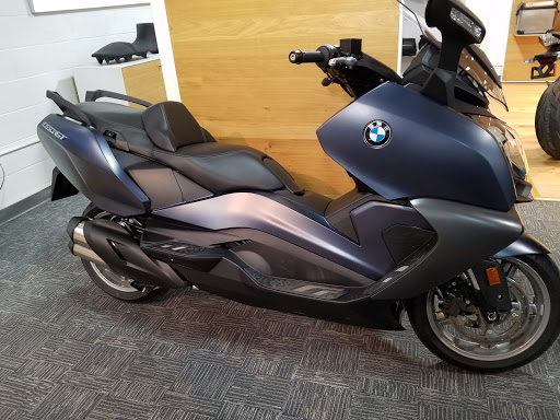 BMW Motorcycle Dealer «BMW Motorcycles of Louisville», reviews and photos, 1700 Arthur St, Louisville, KY 40208, USA