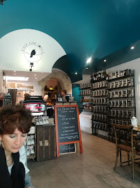 Atmosphère du Café Black Bird Coffee à Marseille - n°20