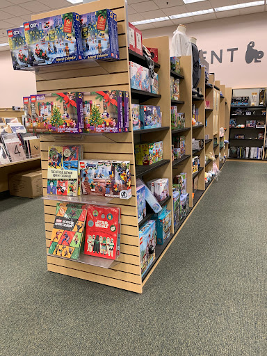 Book Store «Barnes & Noble», reviews and photos, 2751 Paper Mill Rd, Wyomissing, PA 19610, USA