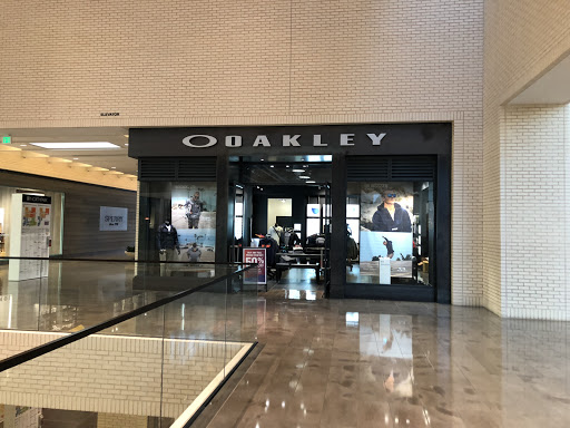 Oakley Store