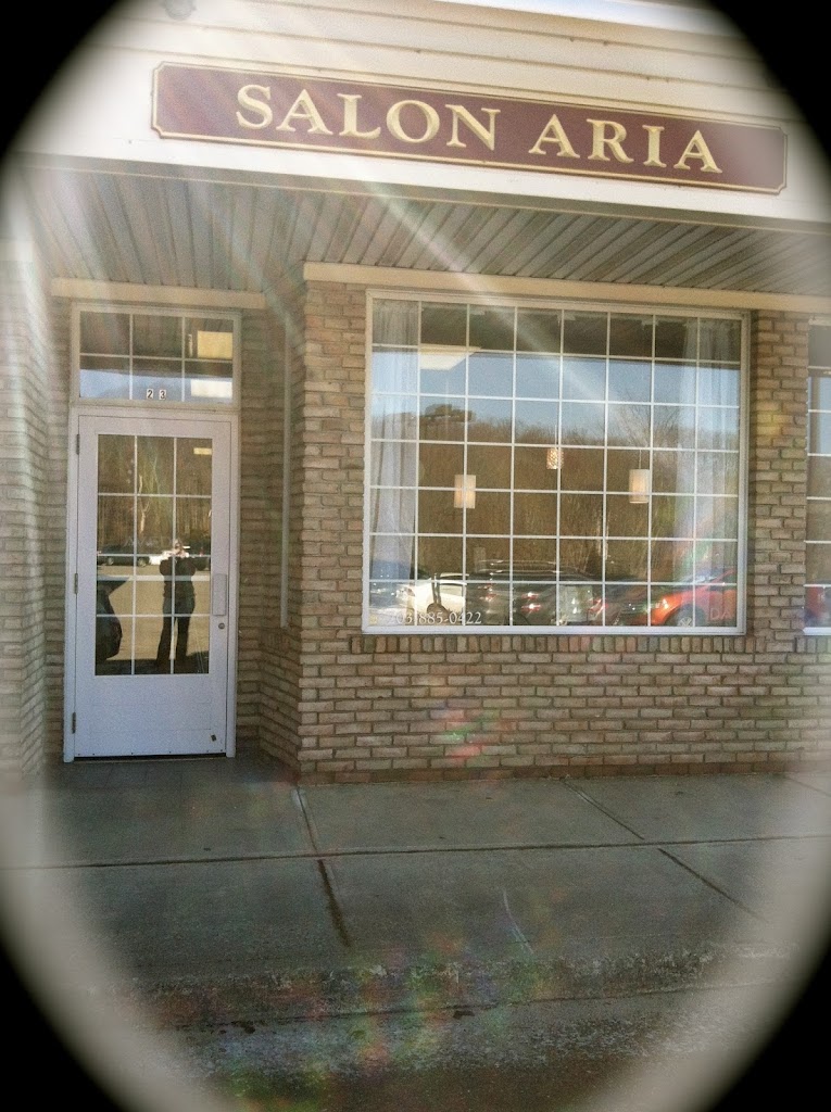 Salon Aria 06812
