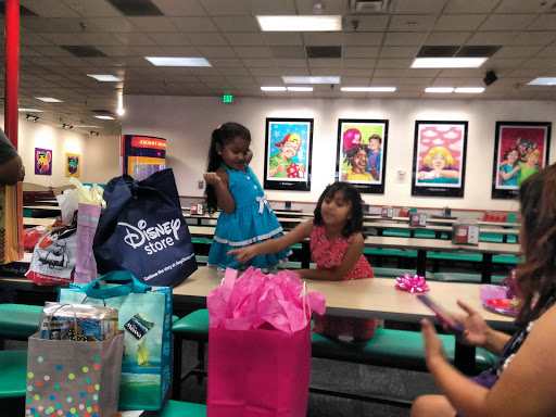 Shopping Mall «Bell Shopping Center», reviews and photos, 5029 E Florence Ave, Bell, CA 90201, USA