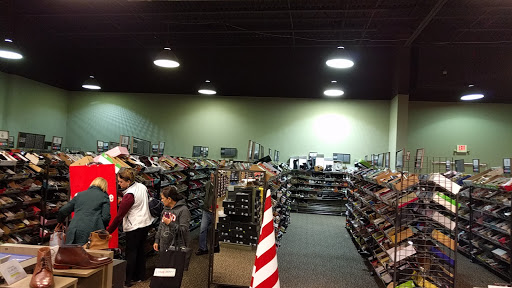 Shoe Store «DSW Designer Shoe Warehouse», reviews and photos, 6644 Loisdale Rd, Springfield, VA 22150, USA